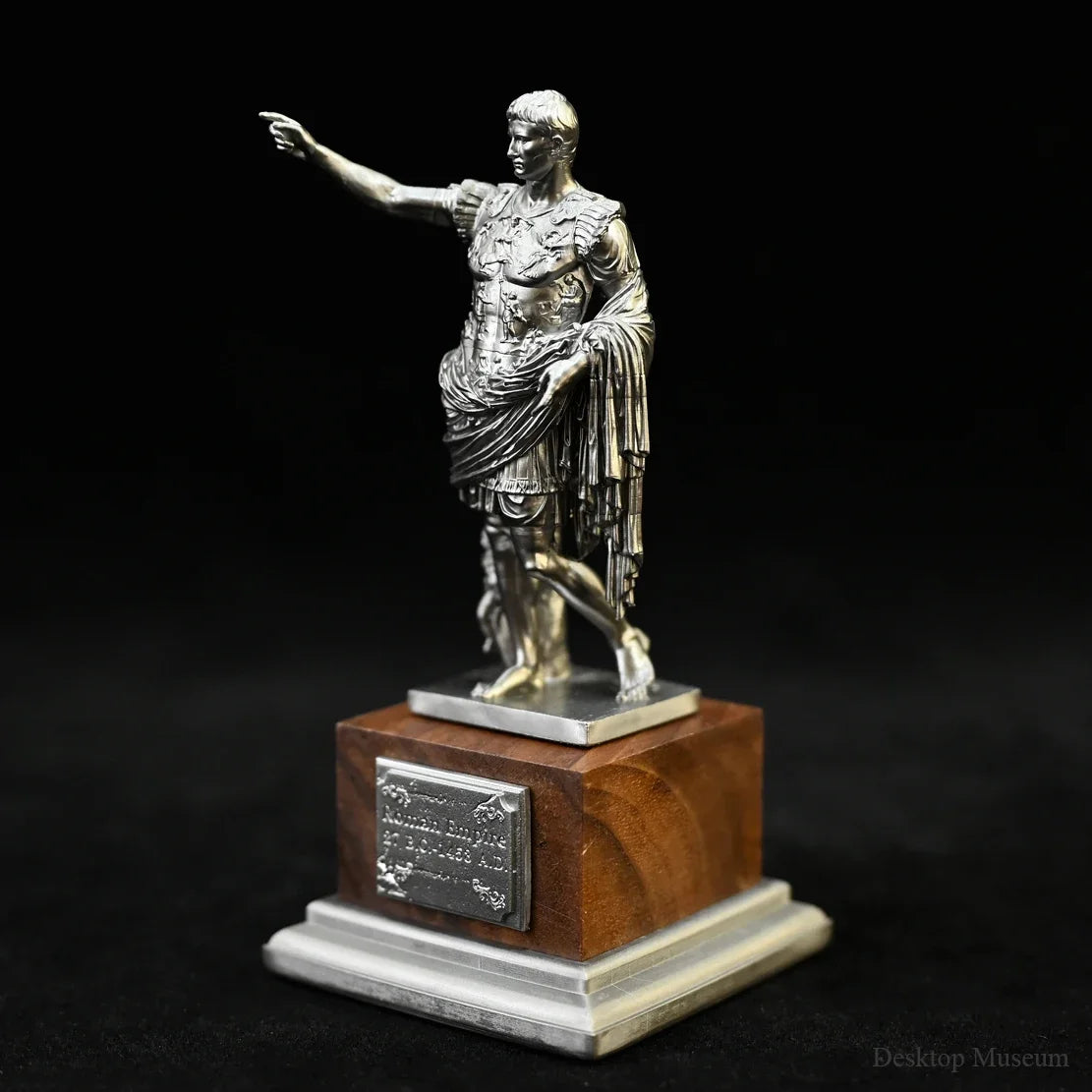 120MM  Home decoration model crafts Home office ornaments resin model Octavian LTCP-291