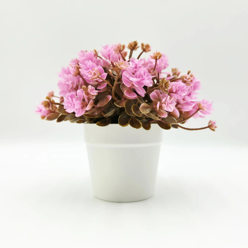 15cm Artificial Eucalyptus in Pot, Realistic Fake Greenery Plant Mini Potted Plant for Home Office Desk Decor, Table Centerpiece