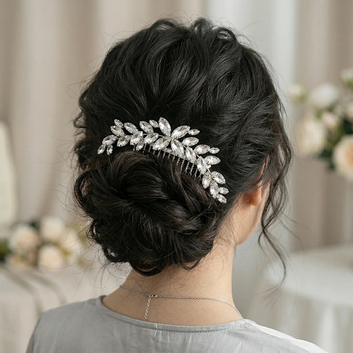 Fashion Classic Crystal Hair Comb Elegant Jewellery Headpiece Bridal Wedding Hair Accessories Hair Ornament Holiday Gifts
